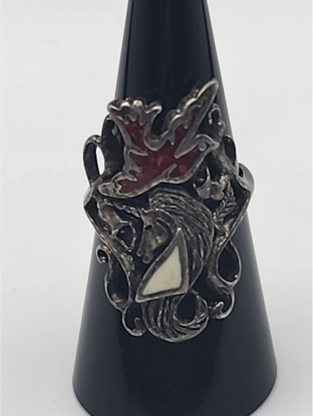 Vintage 80's Gordon & Smith Silver Tone Unicorn & Sparrow Coral & MOP Ring (8)